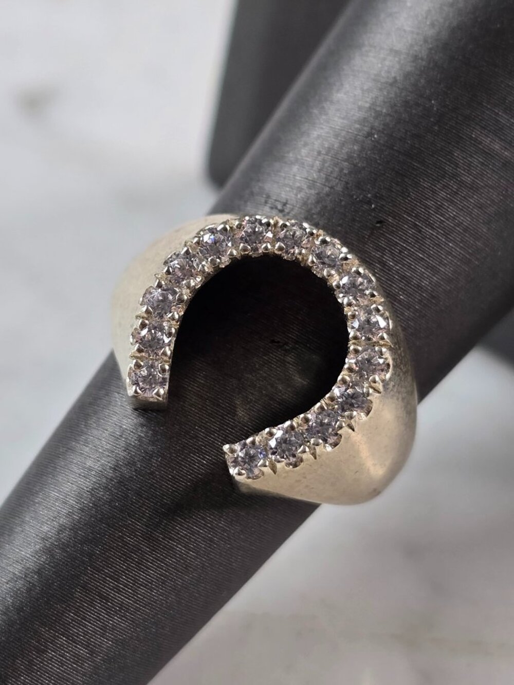 Mens Vintage Estate Sterling Silver CZ Horseshoe Ring 4.8g E4174